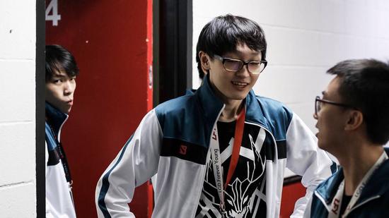 天外世界2首发支持DLSS 4提升游戏体验